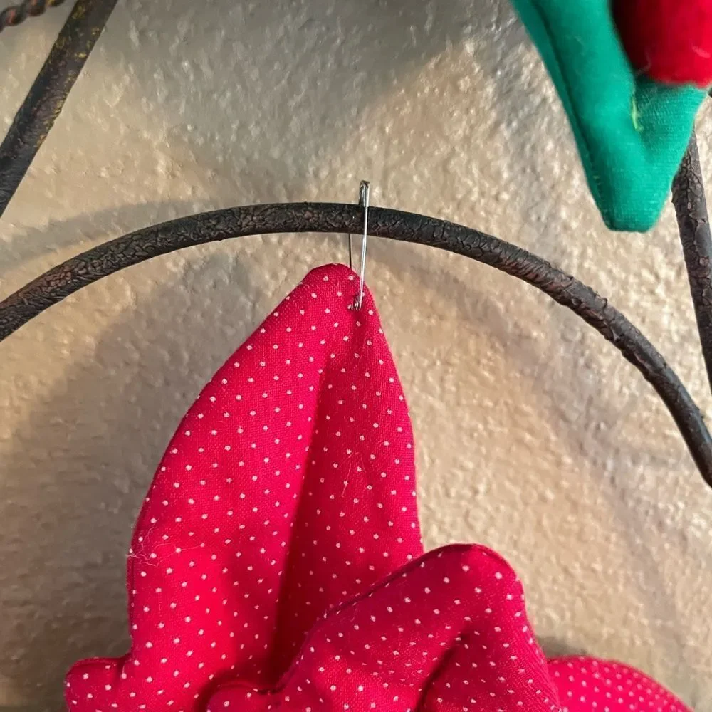 Christmas Cloth Holly Berry Wreaths Handmade 1970’s set of 2